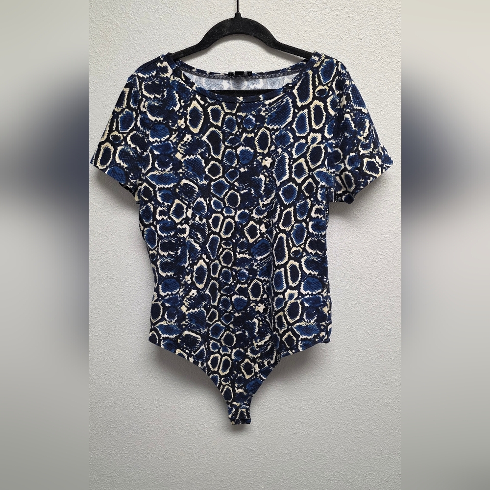 Express One Piece Bodysuit Top Size Large